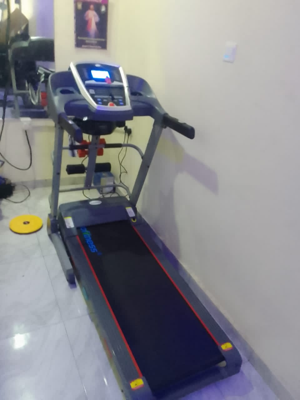 2.5hp Treadmill - N750k